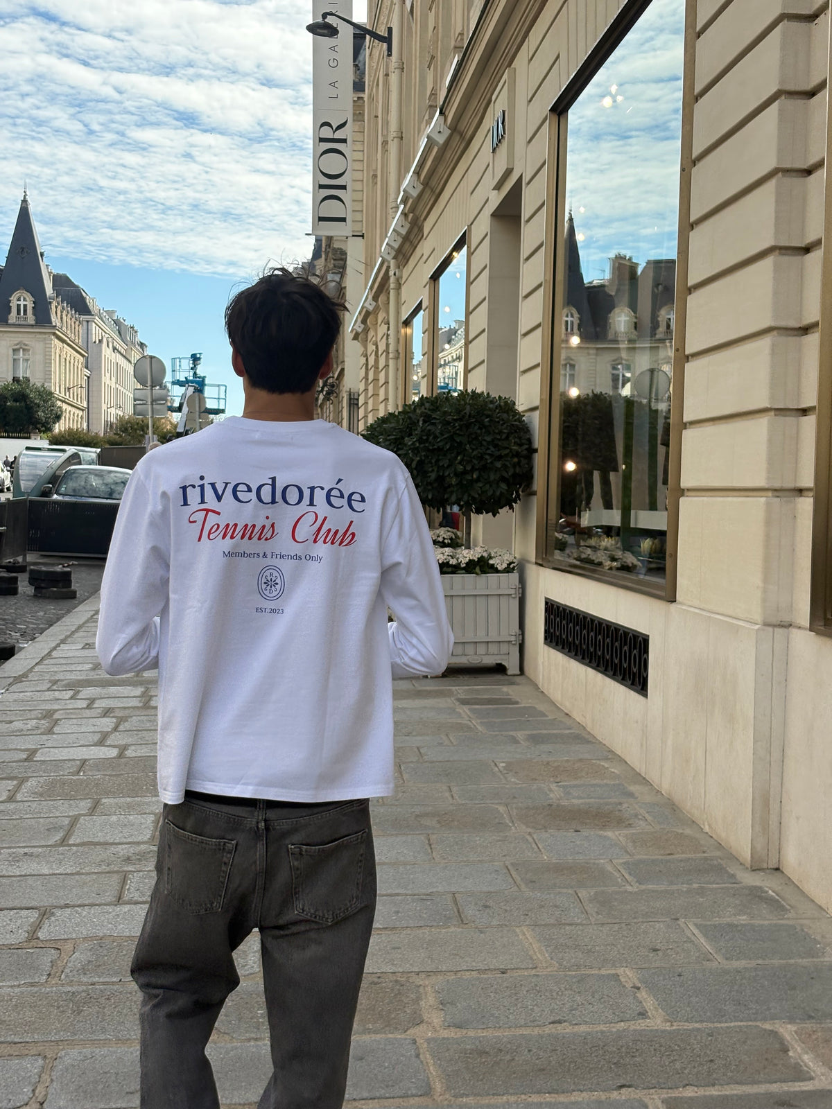 THE TENNIS LONGSLEEVE